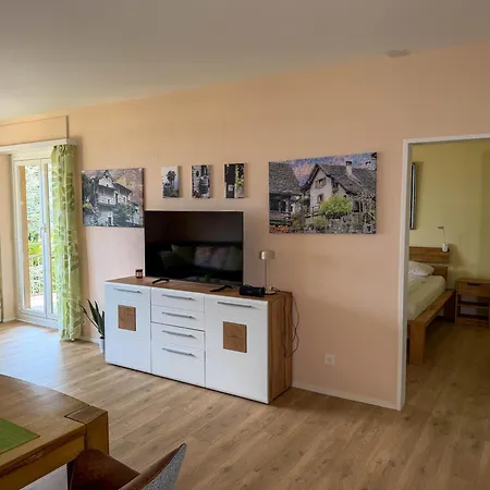아파트 Moderne Mit Seeblick, Pool & Balkon *